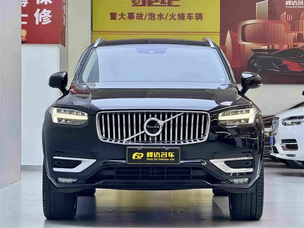 Volvo XC90 — фото 3