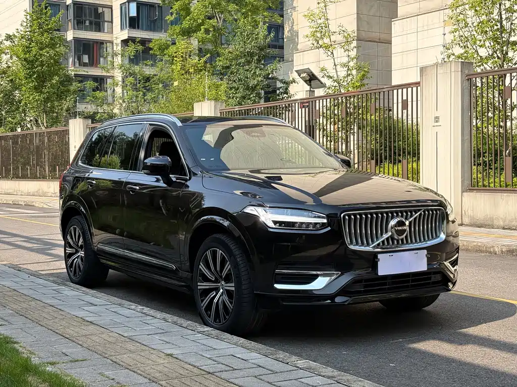 Volvo XC90 — фото 3