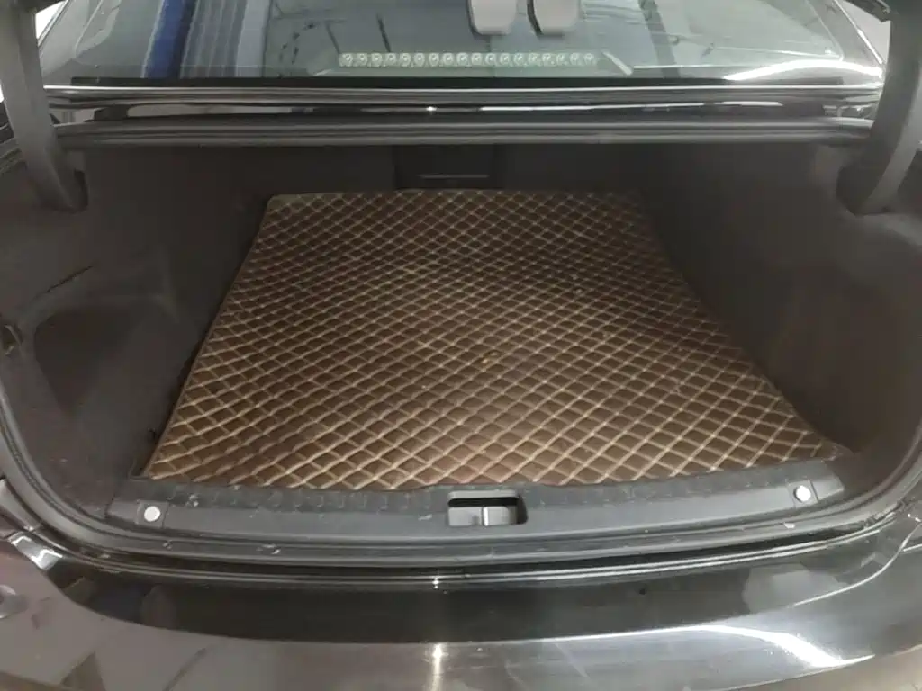 Volvo S90 — фото 19