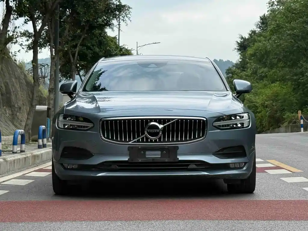 Volvo S90 — фото 2