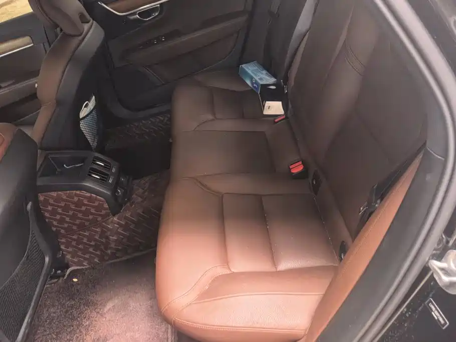 Volvo S90 — фото 11