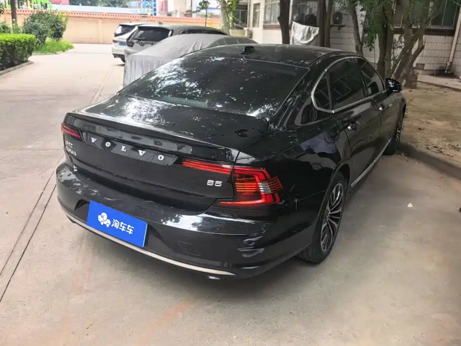 Volvo S90 — фото 3