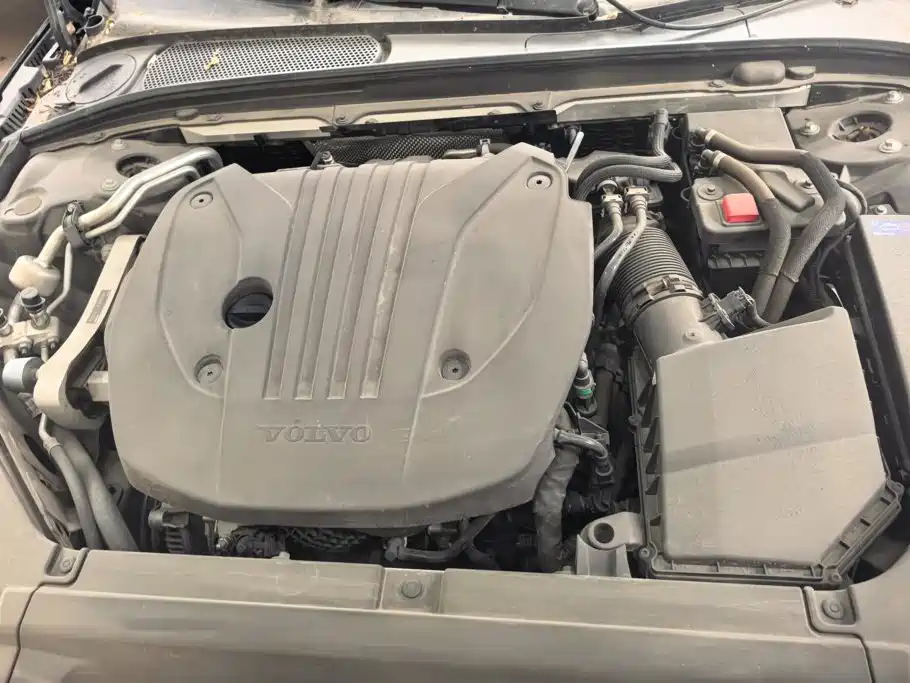 Volvo S90 — фото 10