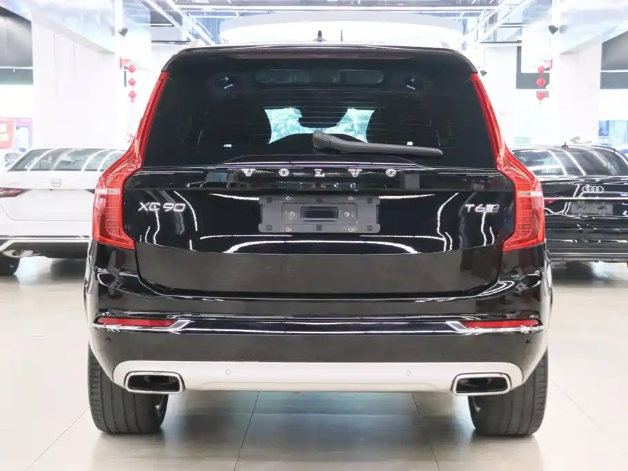 Volvo XC90 — фото 4