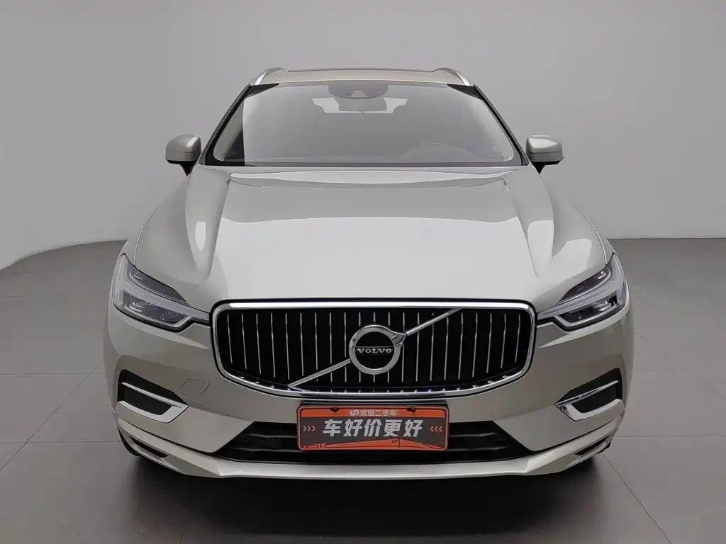Volvo XC60 — фото 3