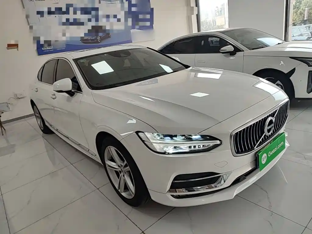 Volvo S90 — фото 4