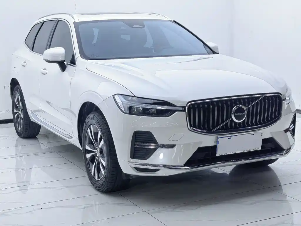 Volvo XC60 — фото 3