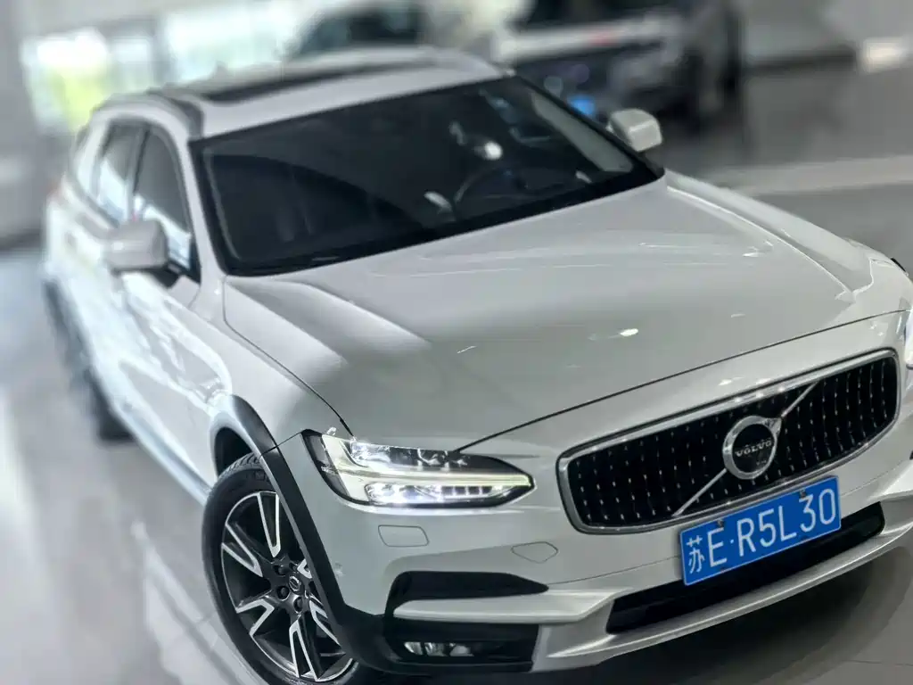 Volvo V90 — фото 2