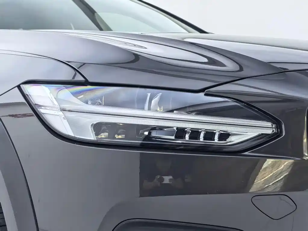 Volvo V90 — фото 4