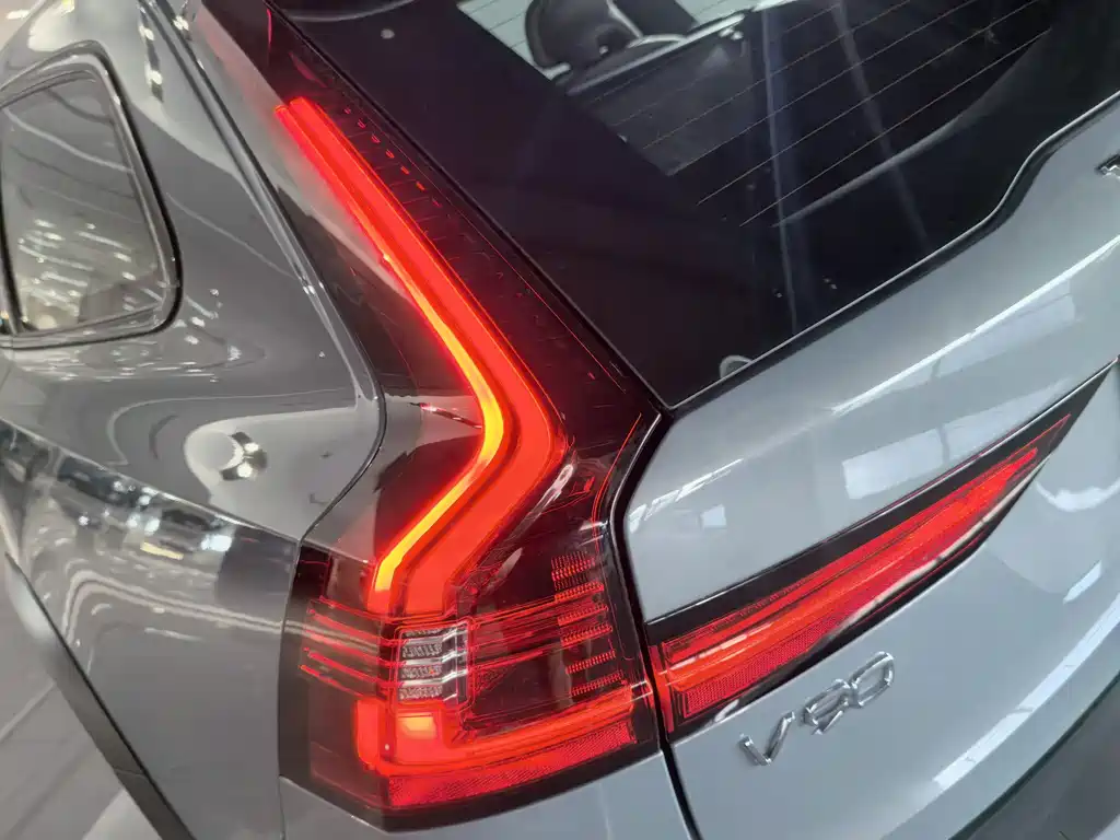 Volvo V90 — фото 6