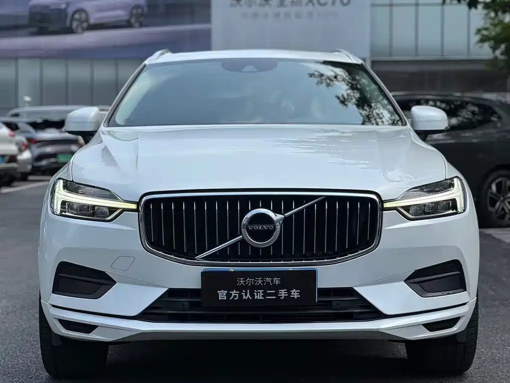 Volvo XC60 — фото 3