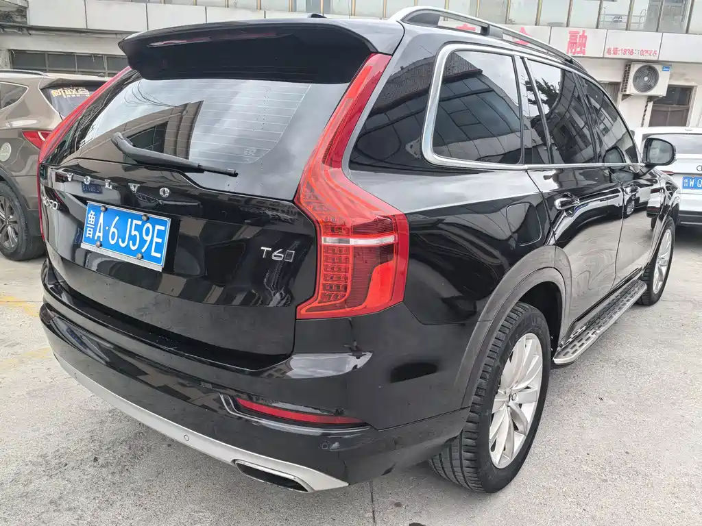 Volvo XC90 — фото 4