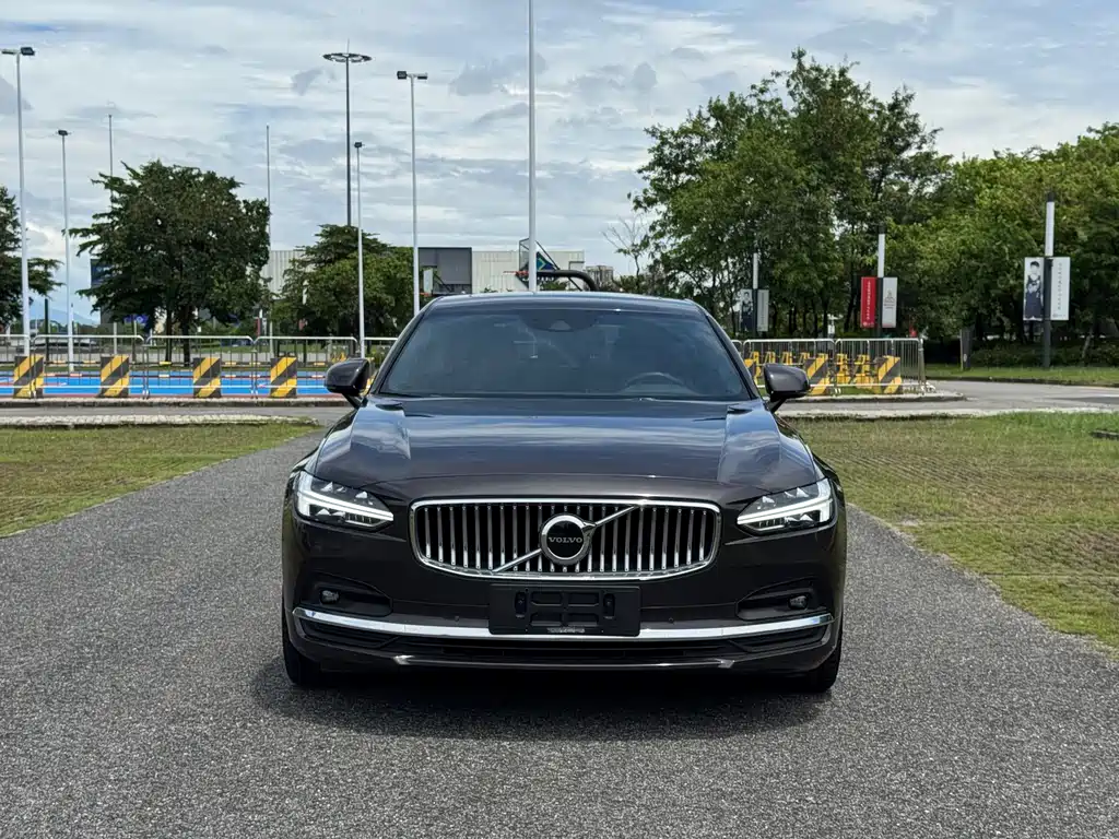 Volvo S90 — фото 2
