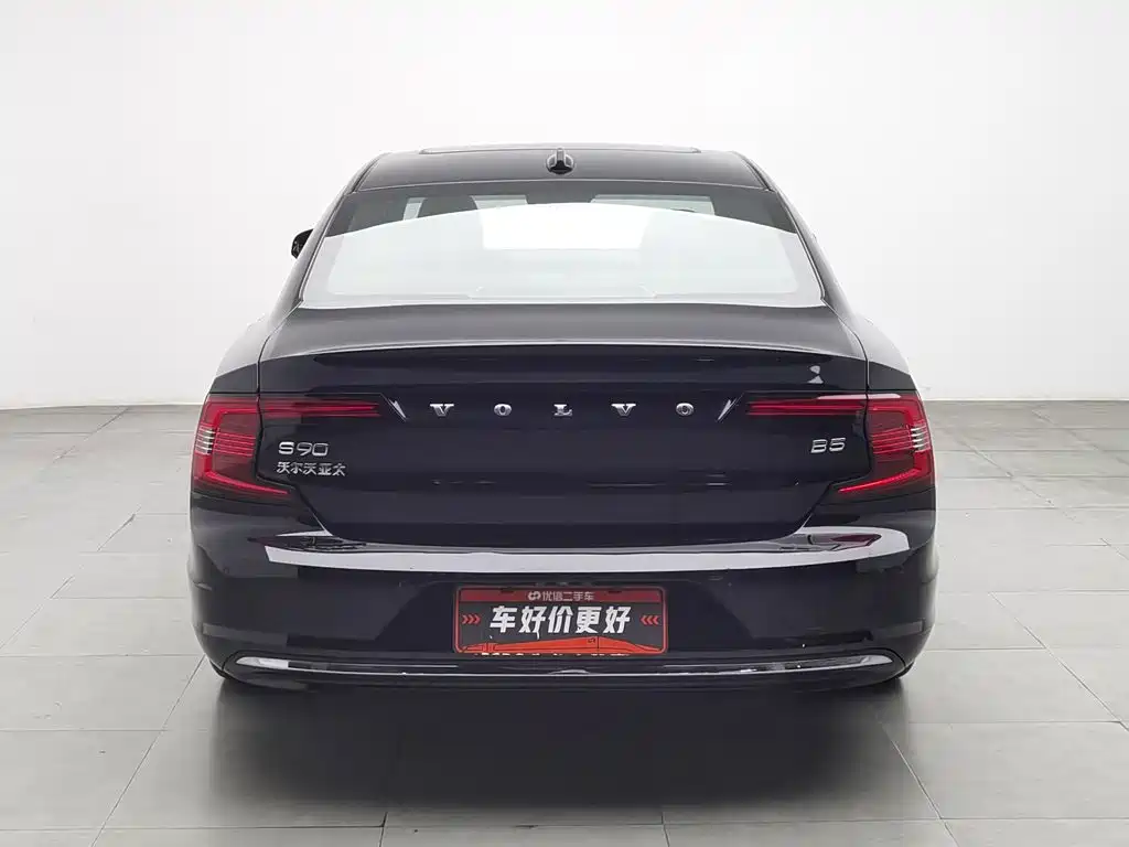 Volvo S90 — фото 4
