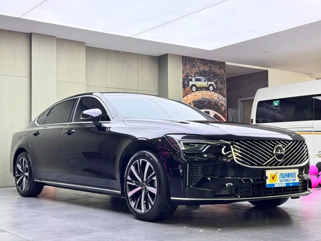 Volvo S90 — фото 3