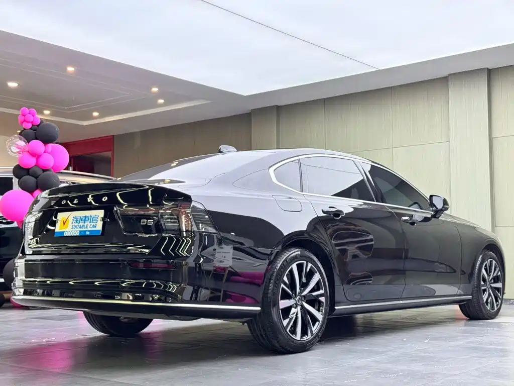 Volvo S90 — фото 4