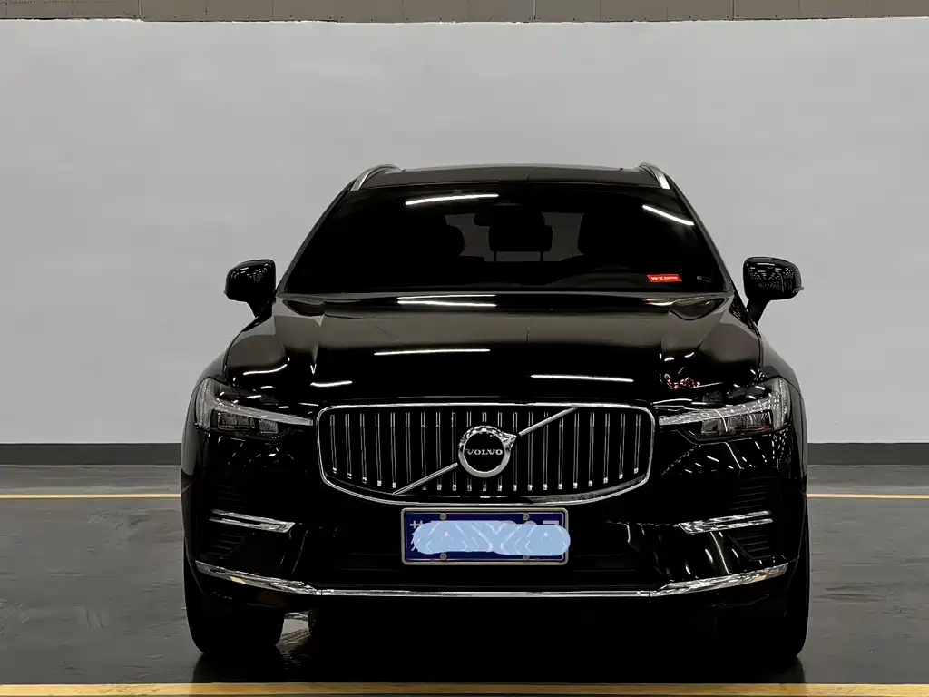 Volvo XC60 — фото 2
