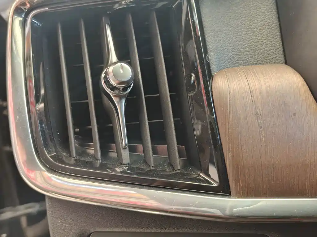 Volvo S90 — фото 11