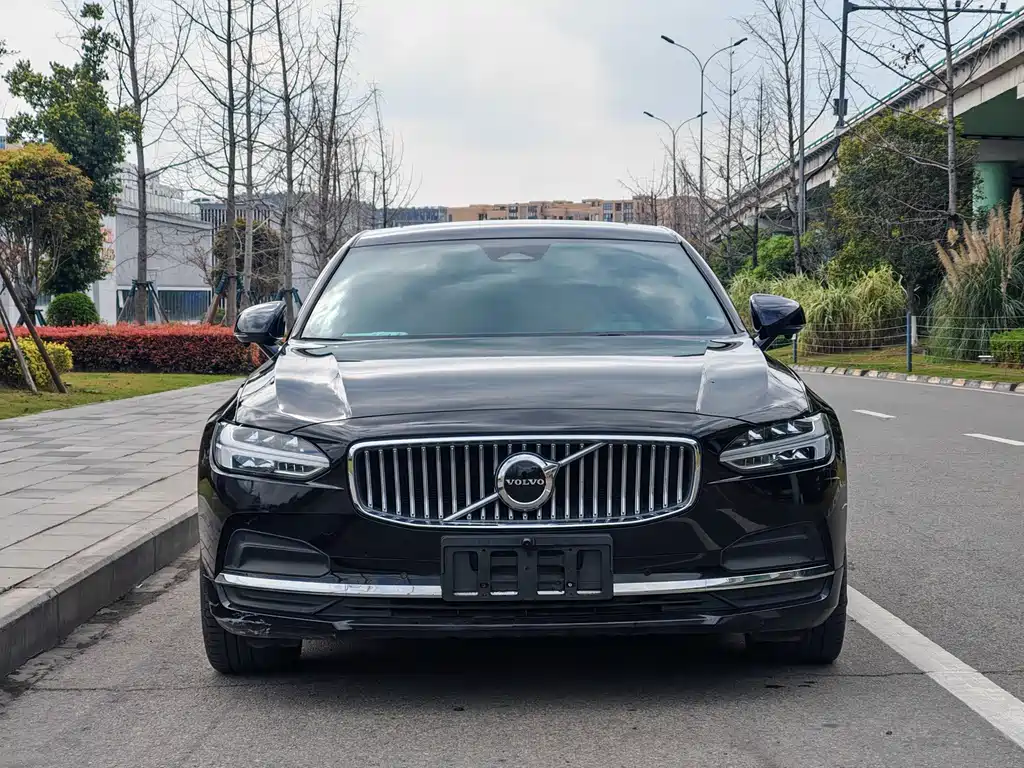 Volvo S90 — фото 3