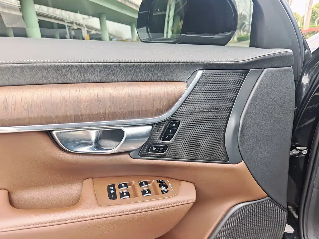 Volvo S90 — фото 8