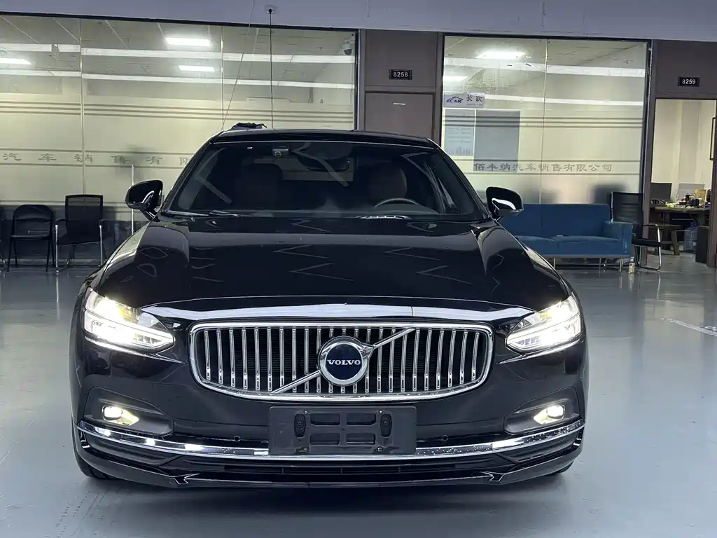 Volvo S90 — фото 2