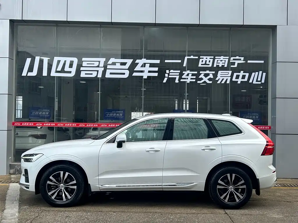 Volvo XC60 — фото 3