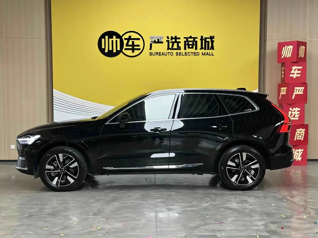 Volvo XC60 — фото 4