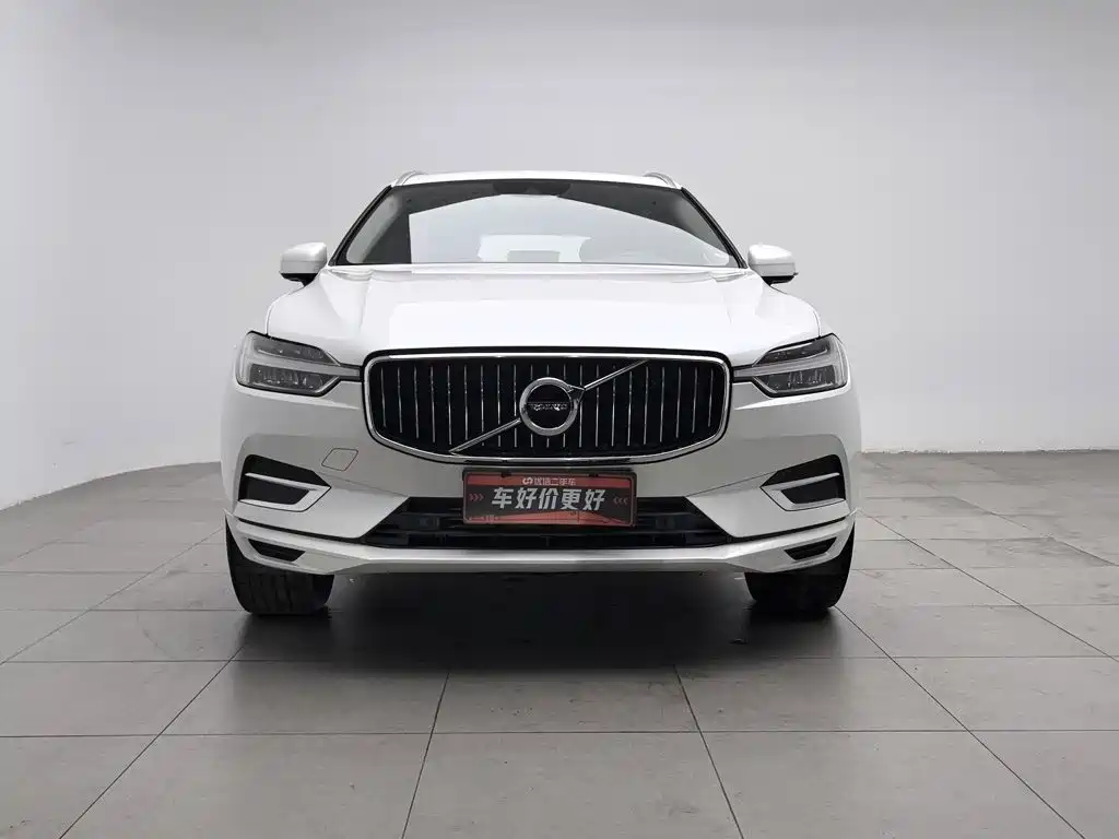 Volvo XC60 — фото 3