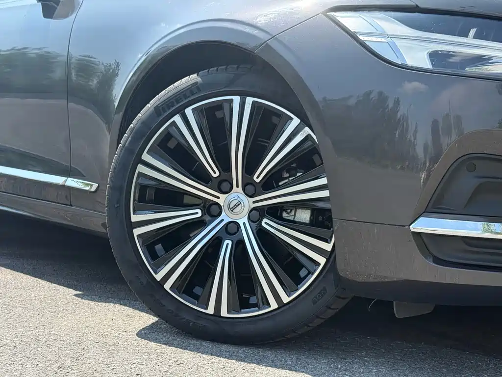 Volvo S90 — фото 3