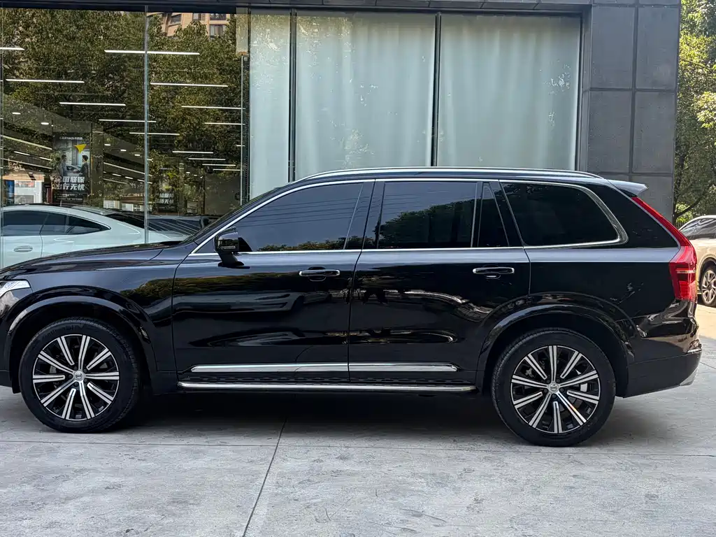 Volvo XC90 — фото 3