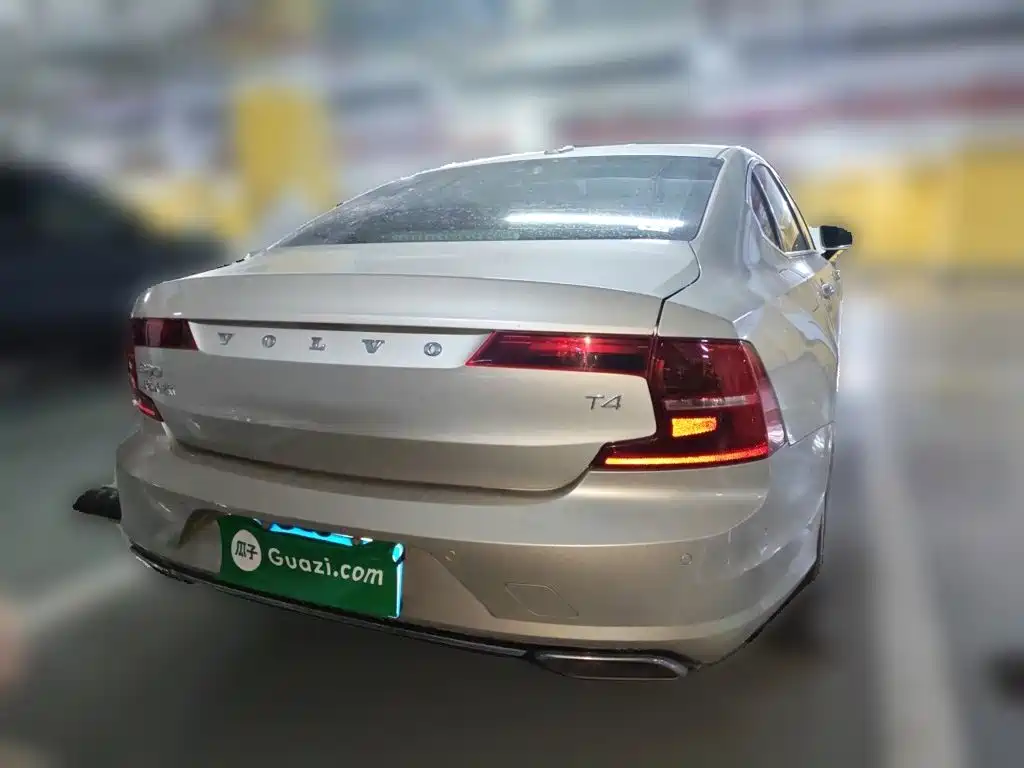 Volvo S90 — фото 4