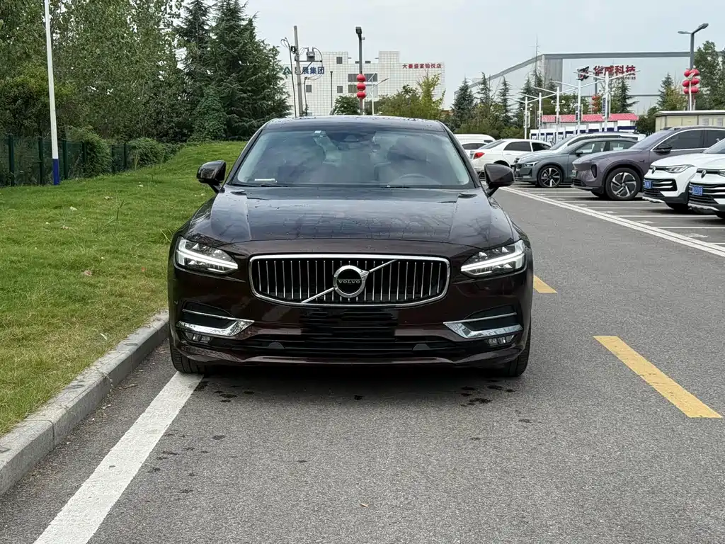 Volvo S90 — фото 2