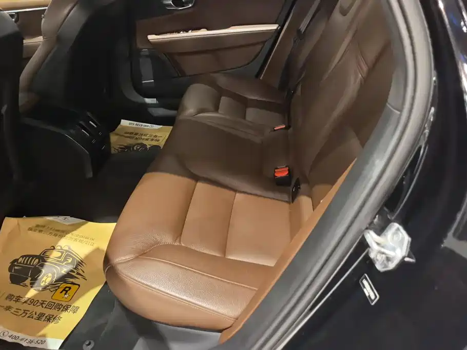 Volvo S90 — фото 11