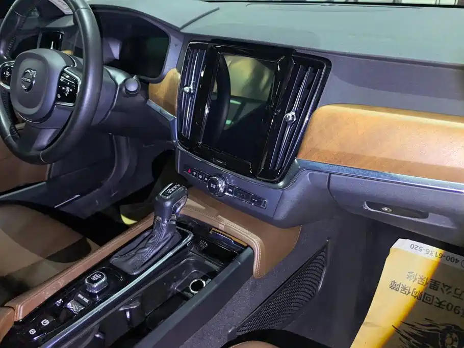 Volvo S90 — фото 13
