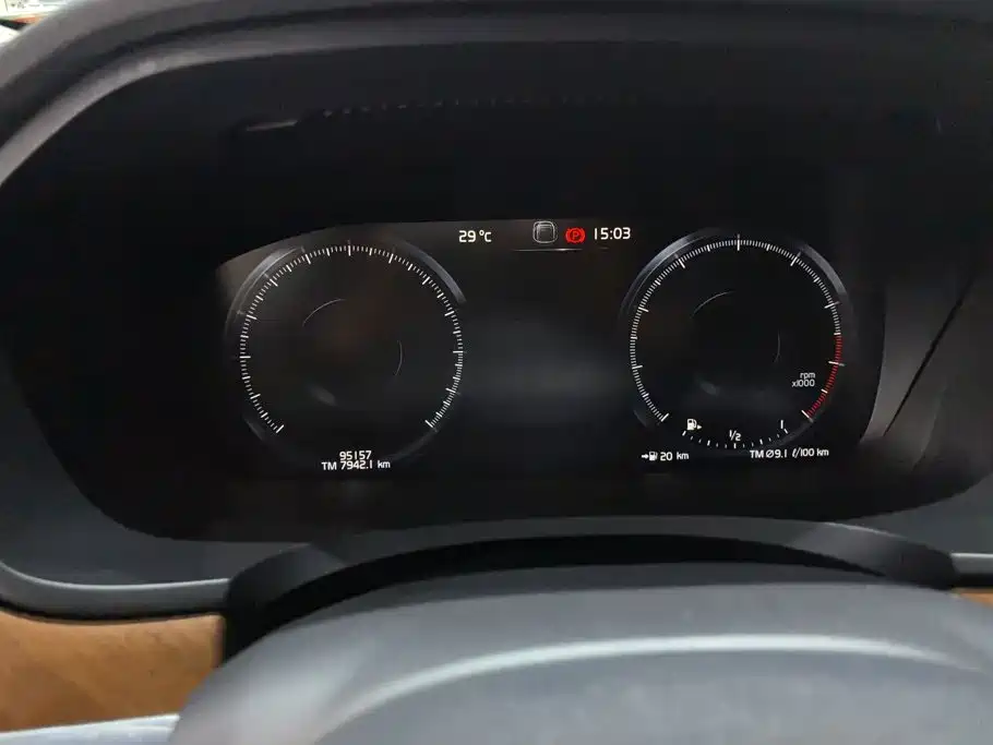 Volvo S90 — фото 14
