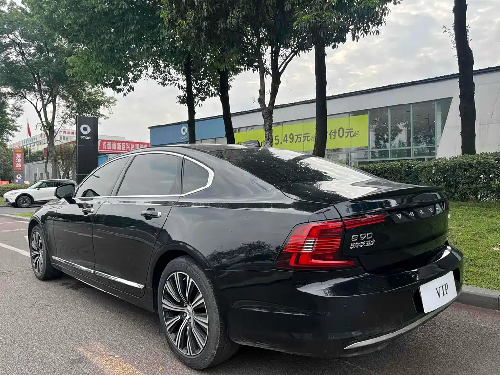 Volvo S90 — фото 7