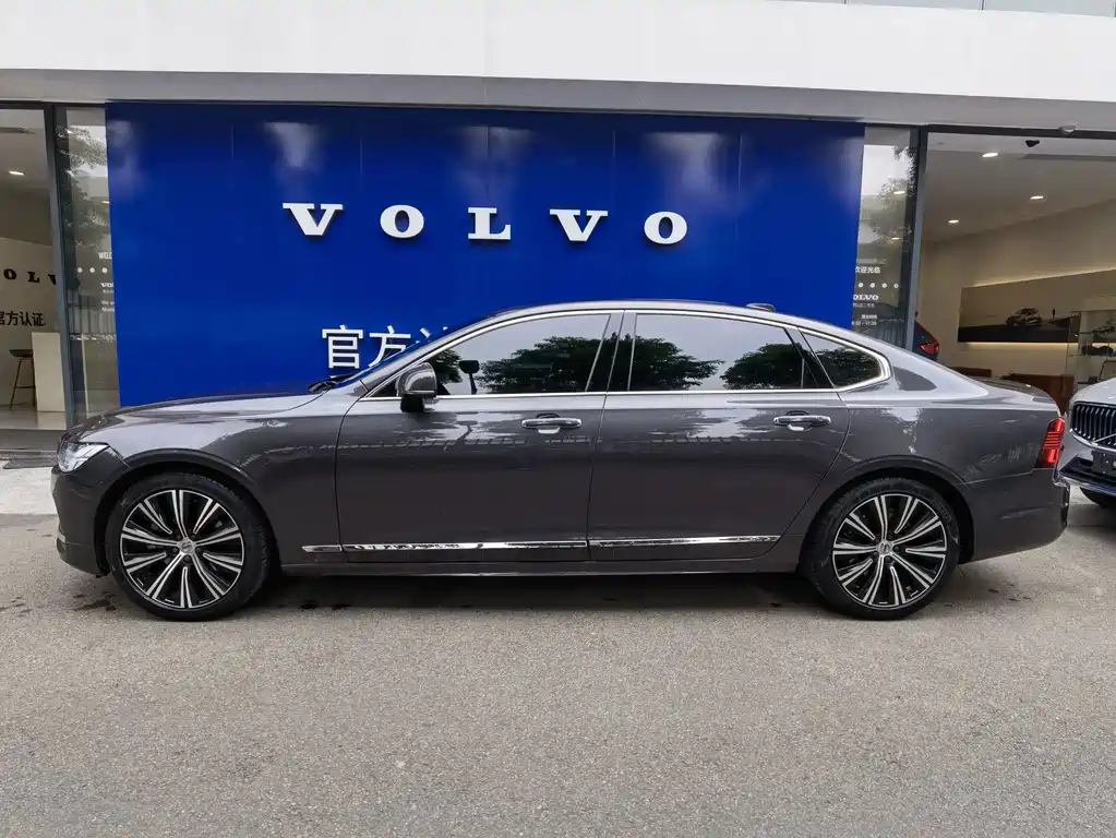Volvo S90 — фото 3