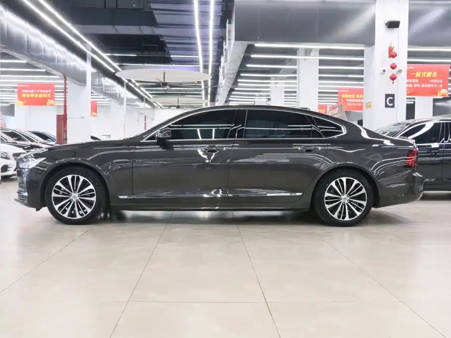 Volvo S90 — фото 3