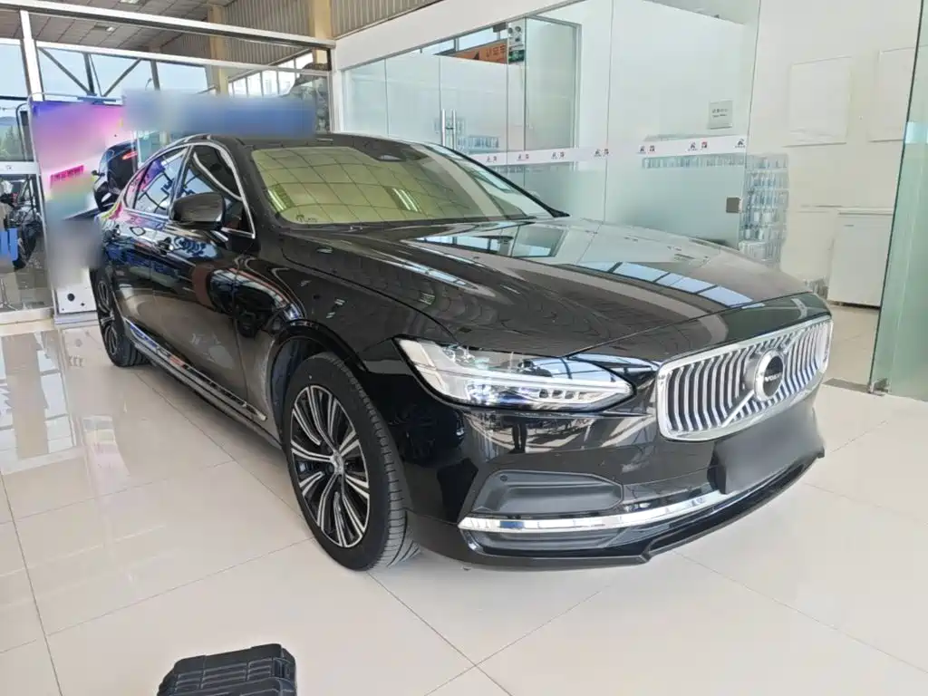 Volvo S90 — фото 4