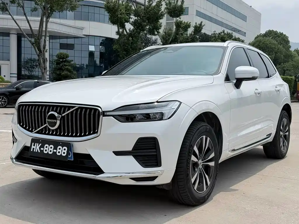 Volvo XC60 — фото 3