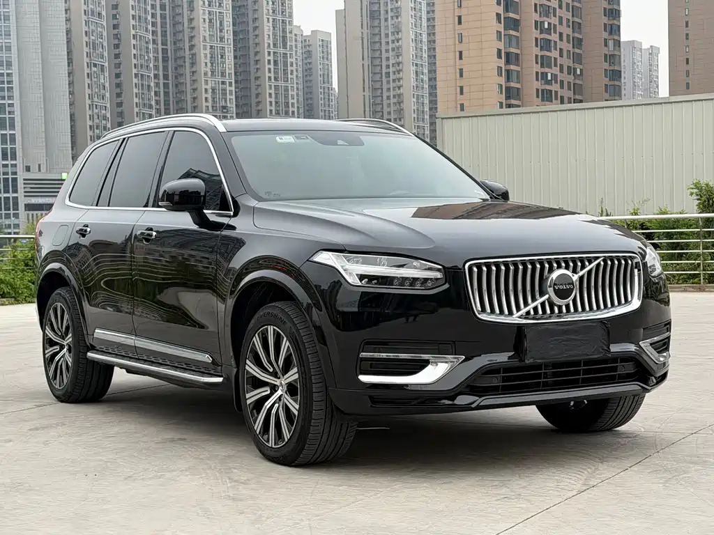 Volvo XC90 — фото 3