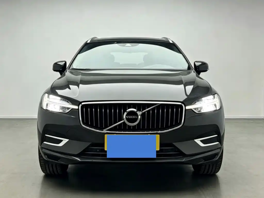 Volvo XC60 — фото 2