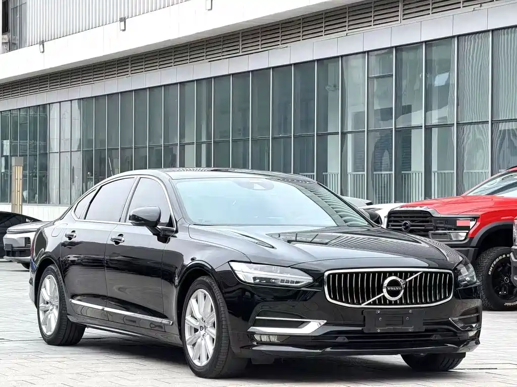 Volvo S90 — фото 3