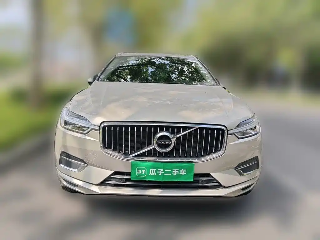Volvo XC60 — фото 3
