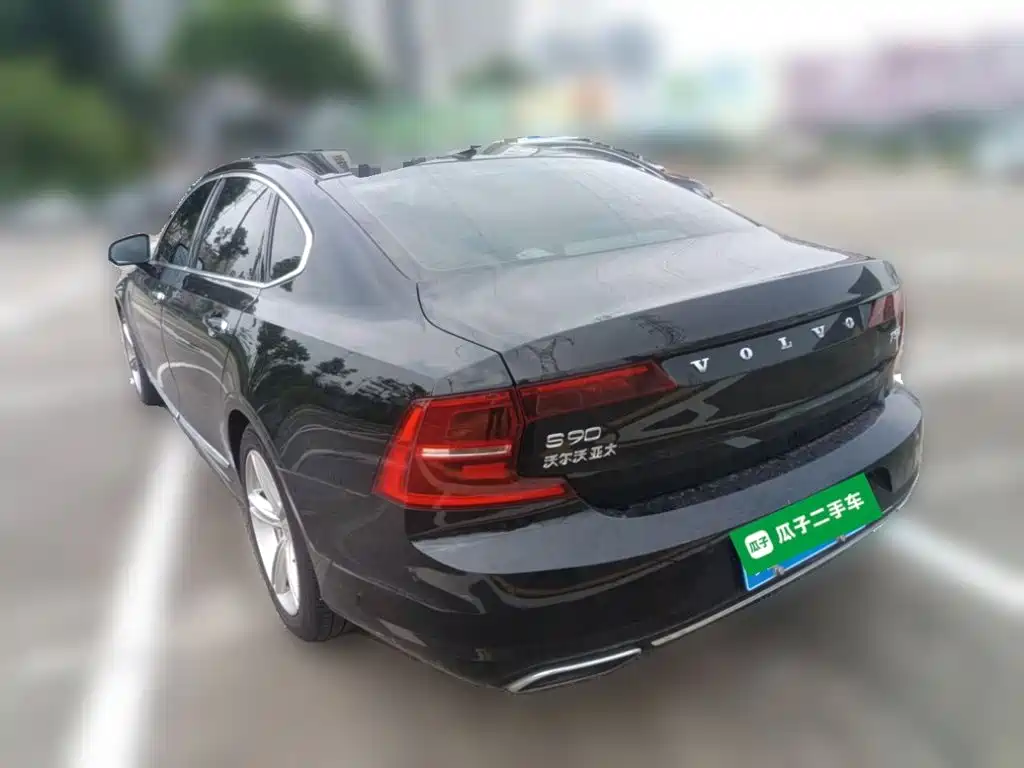Volvo S90 — фото 4