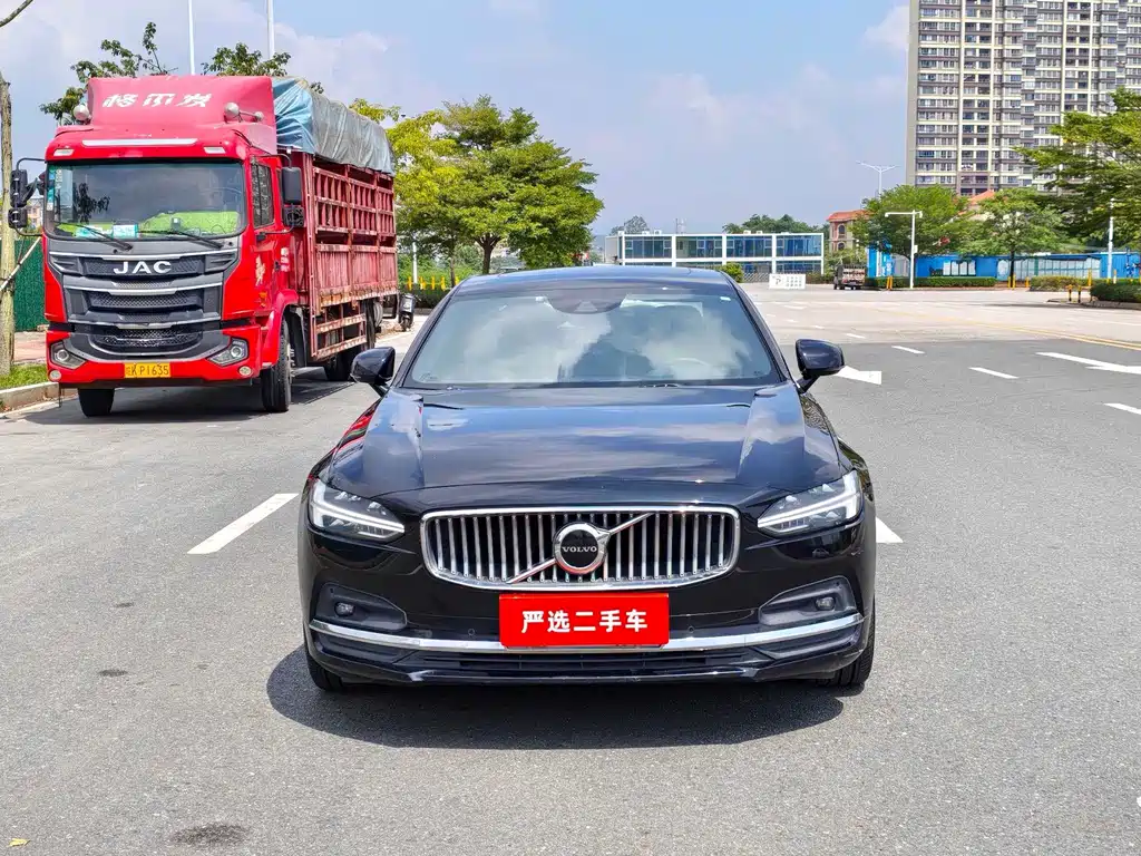 Volvo S90 — фото 3