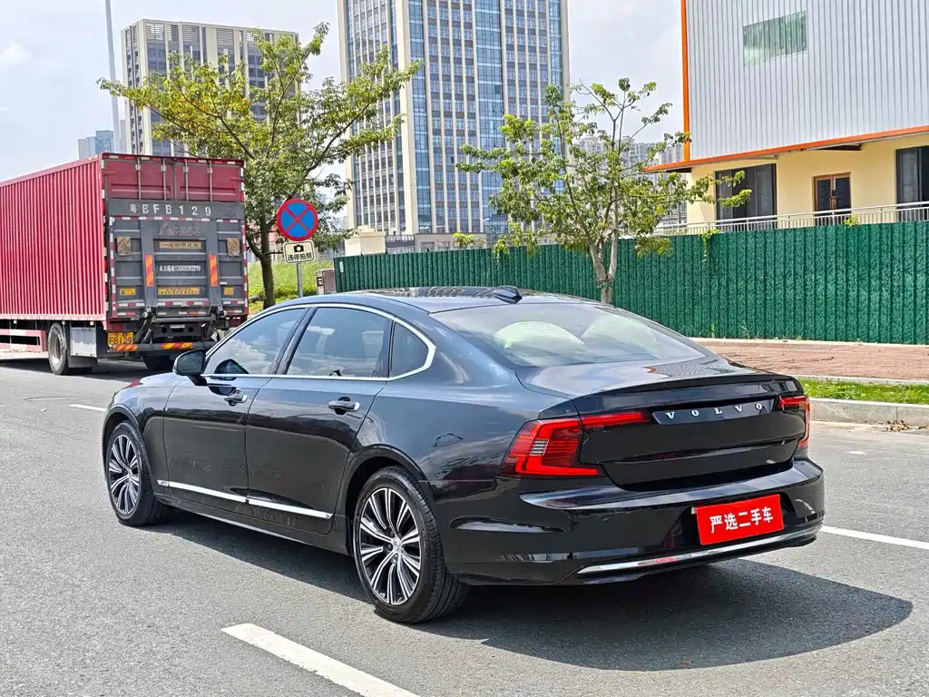 Volvo S90 — фото 6