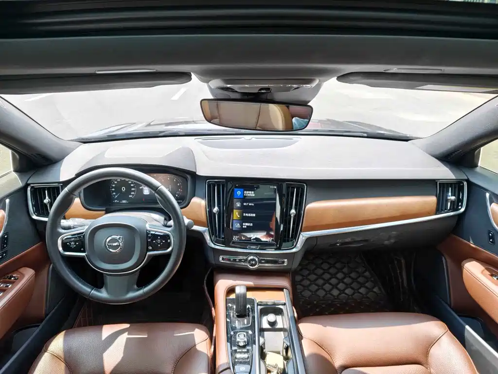 Volvo S90 — фото 7