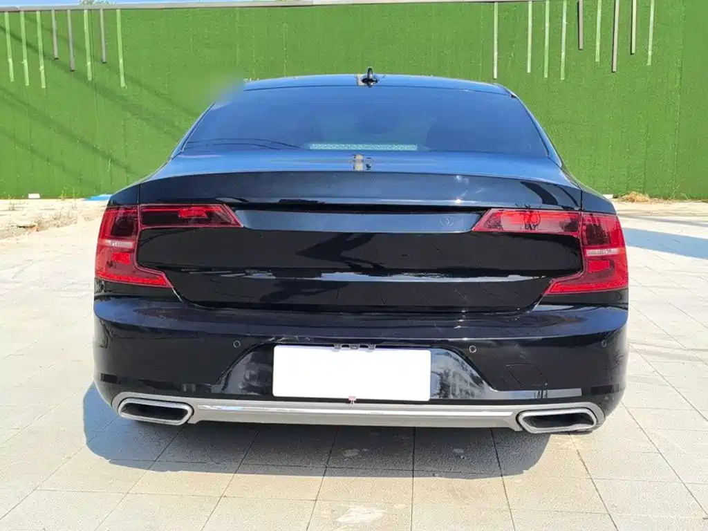 Volvo S90 — фото 15