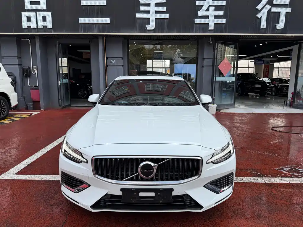 Volvo S60 PHEV